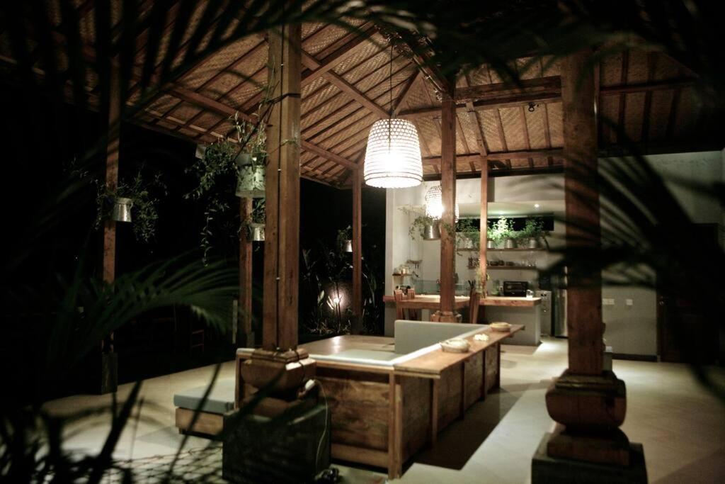 Jungle Joglo Villa Canggu Екстериор снимка