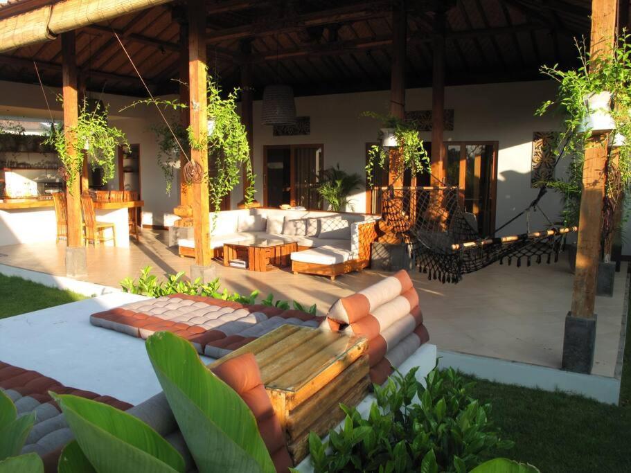 Jungle Joglo Villa Canggu Екстериор снимка